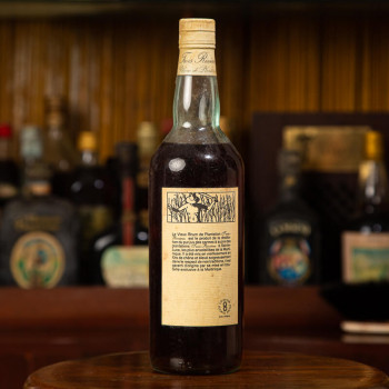 TROIS RIVIERES - Jahrgang 1964 - Vintage Rum - 45° - 70cl