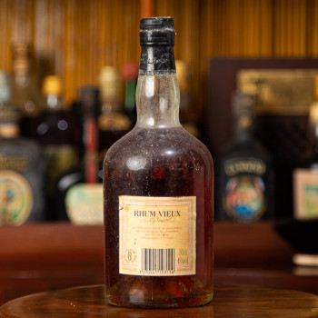 LA FAVORITE - Alter Rum - 8 Jahre alt - Vintage Rum - 45° - 70cl