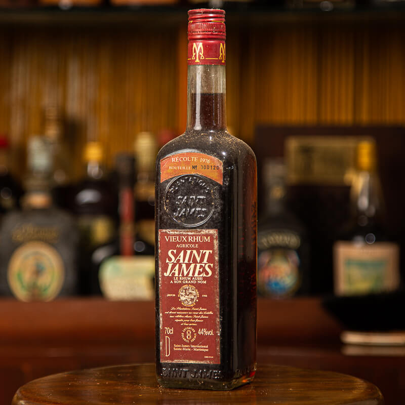 SAINT JAMES - Vintage Rum - Jahrgang 1976 - Nummerierte Flasche - 44° - 70cl