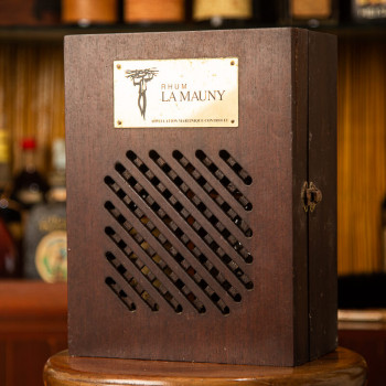 LA MAUNY - Rhum Vintage - Compte Poulain de Mauny - Cuvée Spéciale - Numéroté - Coffret - 43° - 70cl