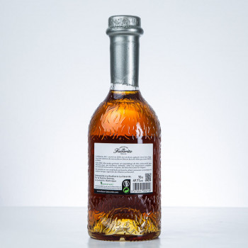 LA FAVORITE - Millésime 2011 - Brut de fût - Numéroté - Rhum hors d'âge - 49,7° - 70cl