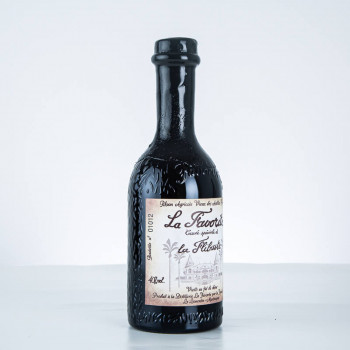 LA FAVORITE - La Flibuste - 1998 - Extra alter Rum - 40° - 70cl