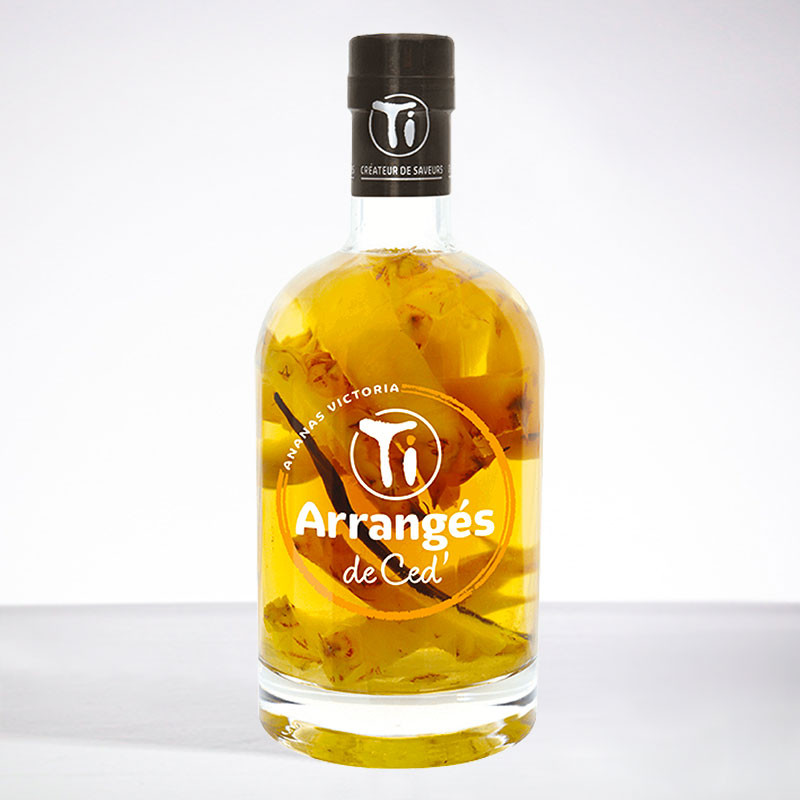 LES RHUMS DE CED - Ti Arrangés Ananas Victoria - Rhum arrangé - 32° - 70cl