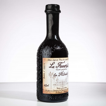 LA FAVORITE - La Flibuste - Jahrgang 2000 - Extra Alter Rum - 40° - 70cl