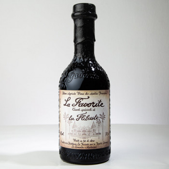 LA FAVORITE - La Flibuste 1995 - Rhum hors d'âge - 40° - 70cl