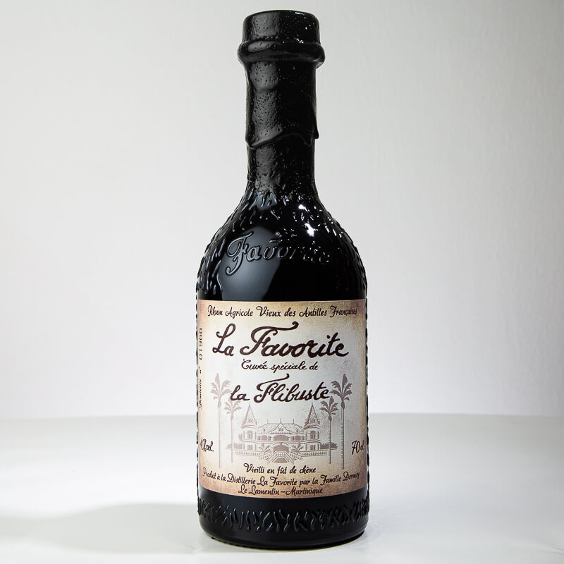 LA FAVORITE - La Flibuste - Jahrgang 1995 - Extra Alter Rum - 40° - 70cl