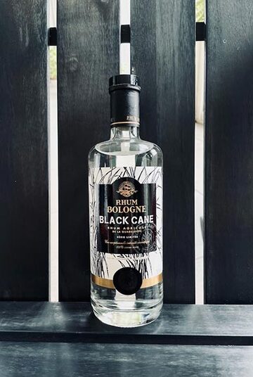 bouteille de rhum bologne black cane